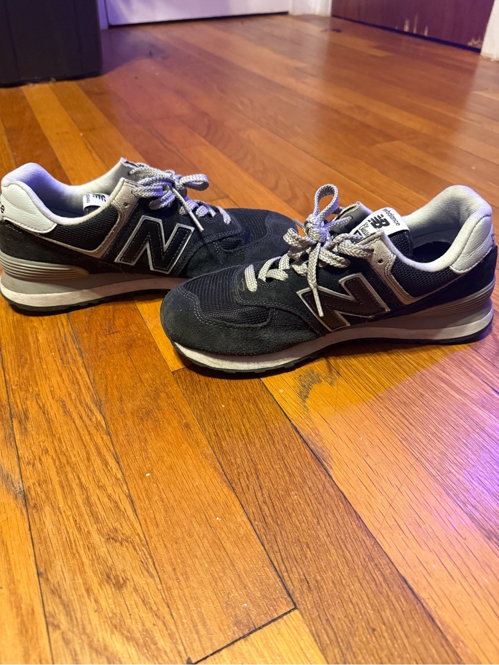 New Balance 574 men’s sneakers